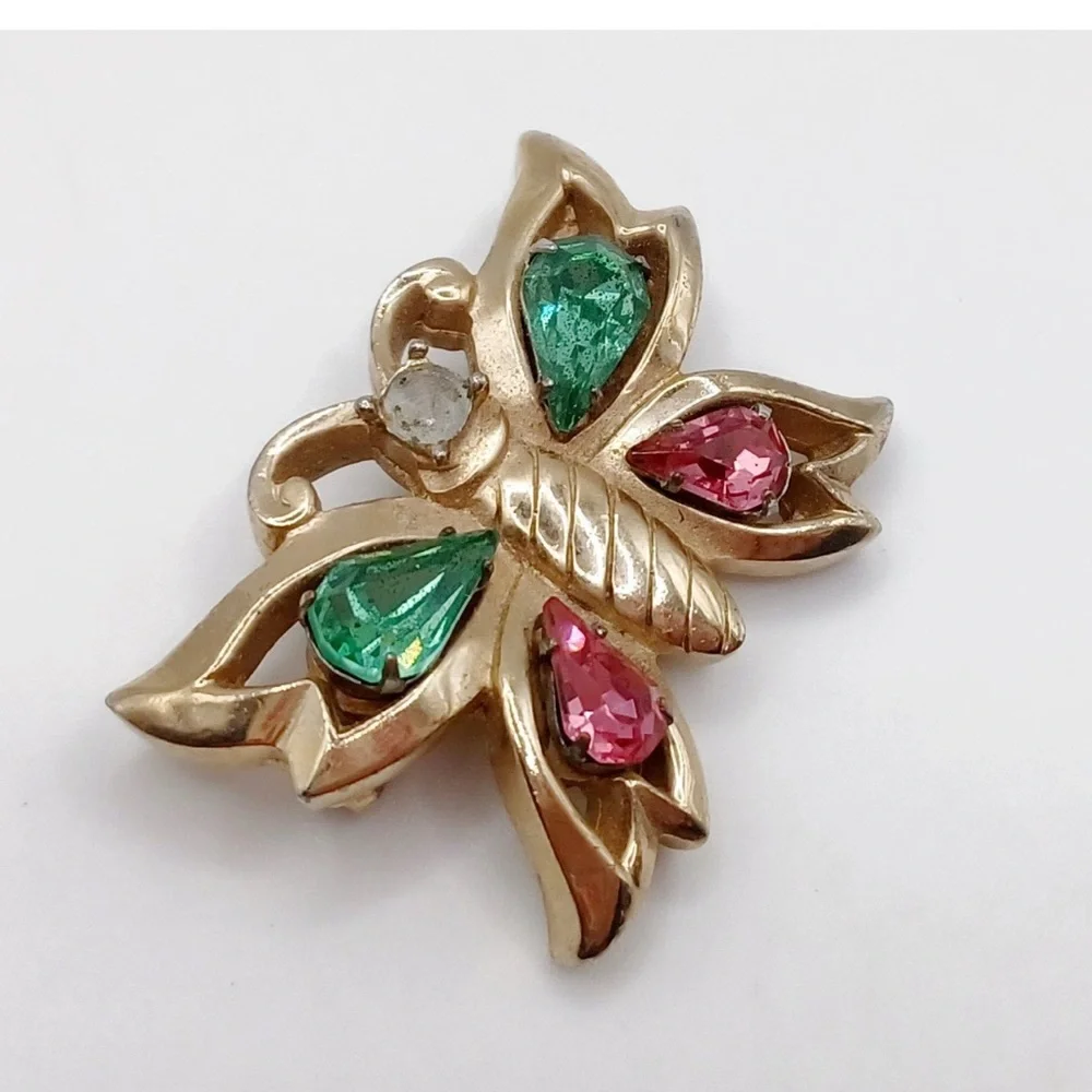 Whimsical Vintage 1920’s C Clasp close Gold Butterfly Brooch Green Pink Gemstone